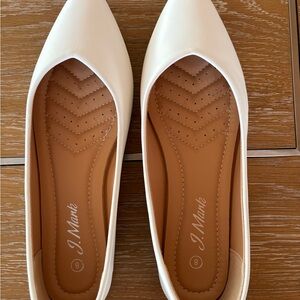 J. Mark Classic White Flats